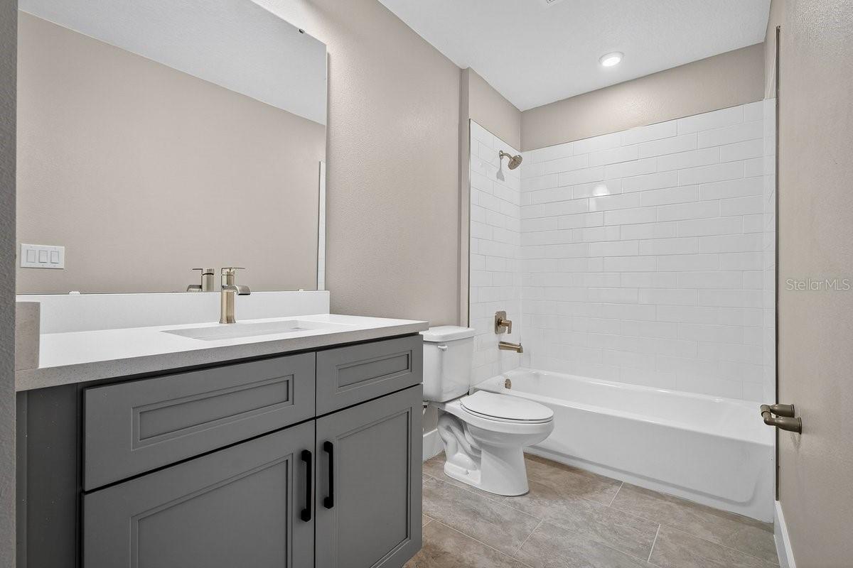 GRAY HAWK UN II - Residential