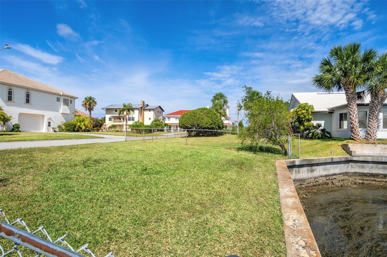 FLOR A MAR REP - Land