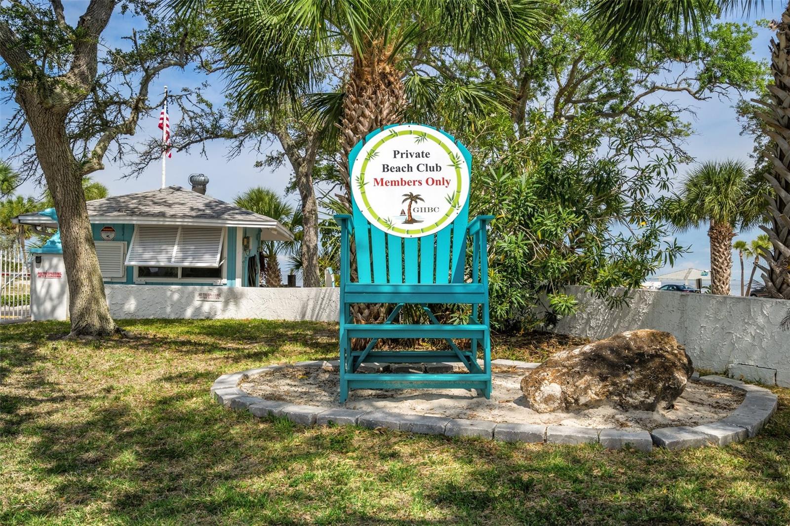 FLOR A MAR REP - Land