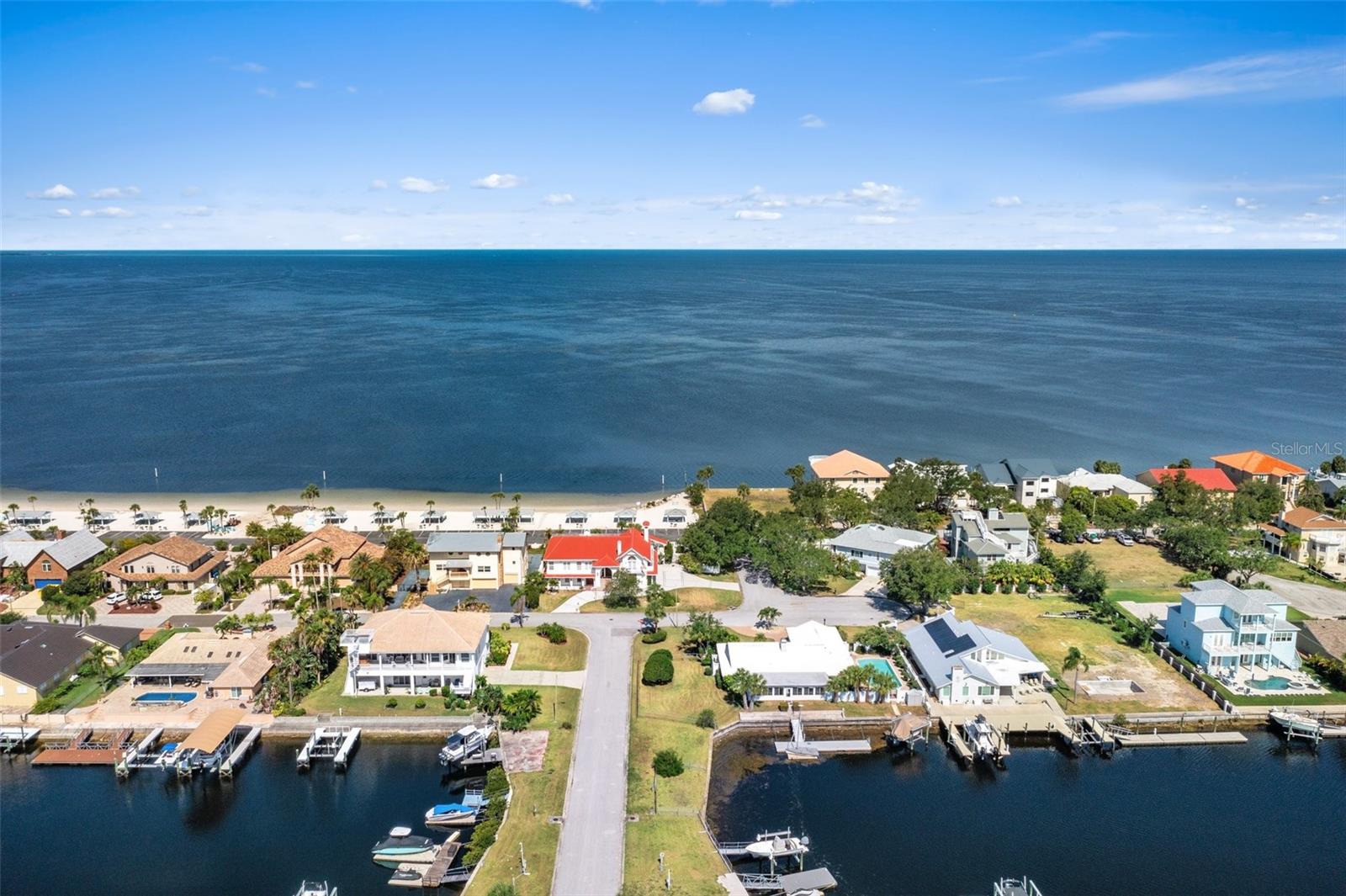 FLOR A MAR REP - Land