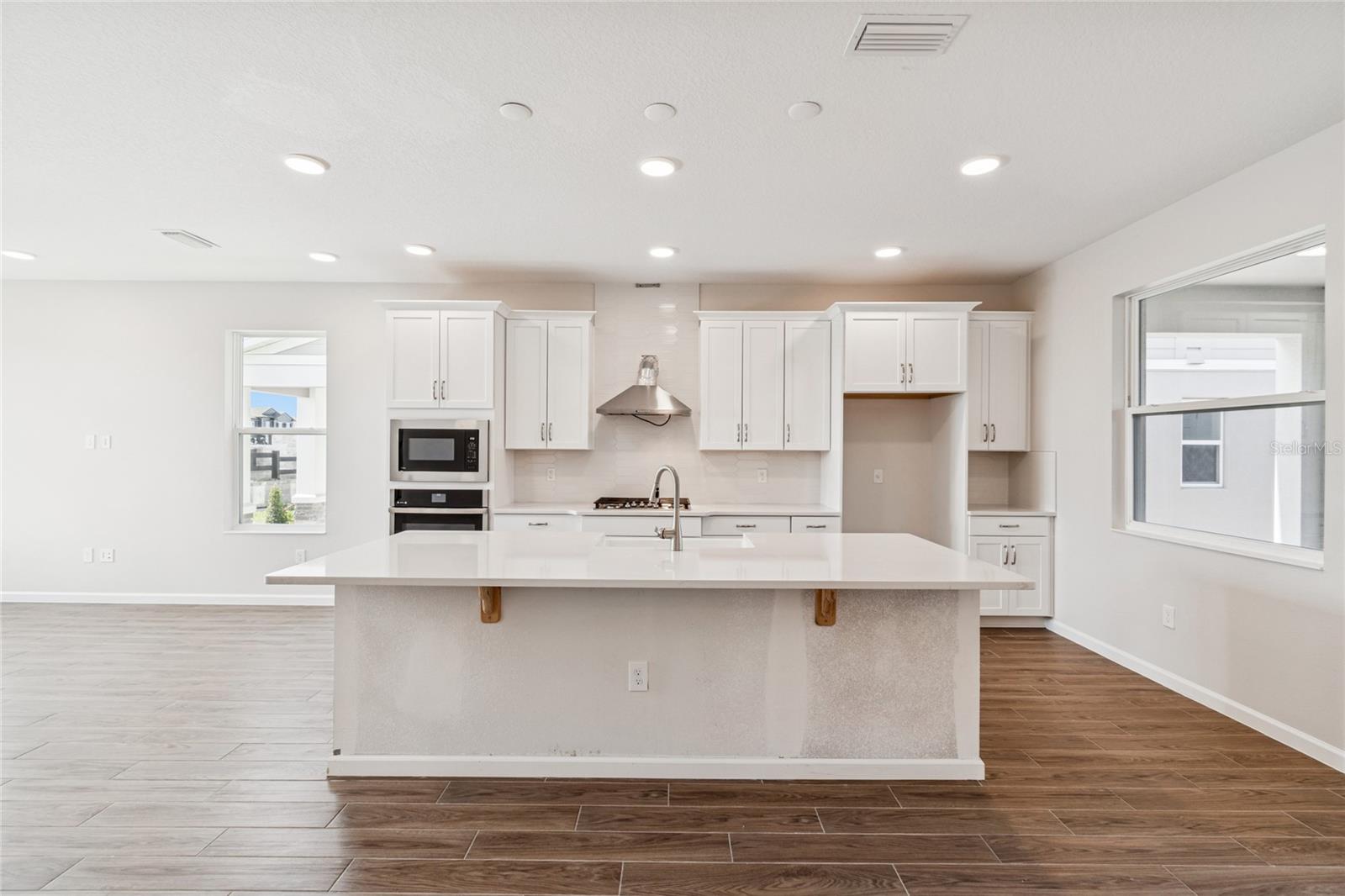 17347 BEACHGRASS ALLEY