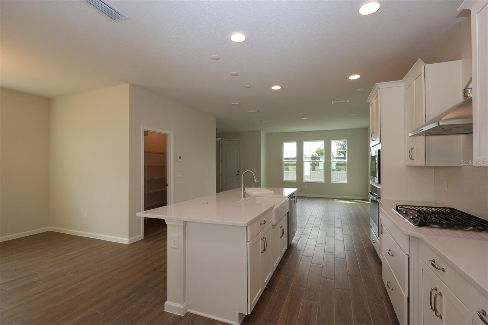 17347 BEACHGRASS ALLEY