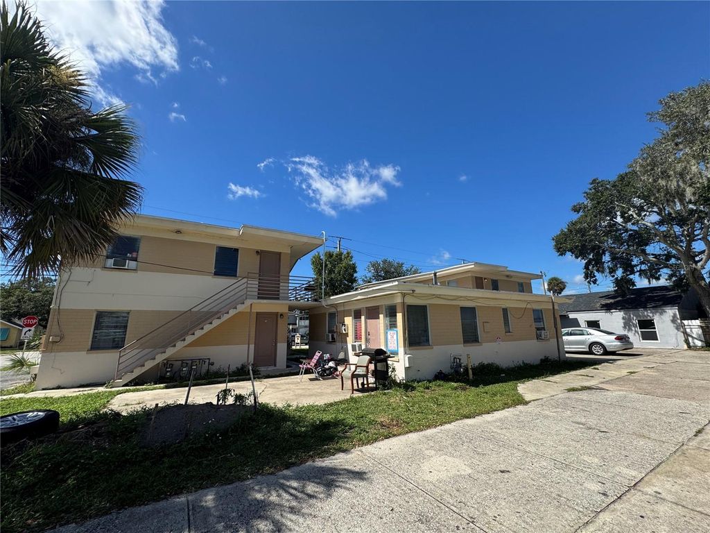 Photo of 545 N Ridgewood Avenue, Daytona Beach, FL 32114 (MLS # O6353591)