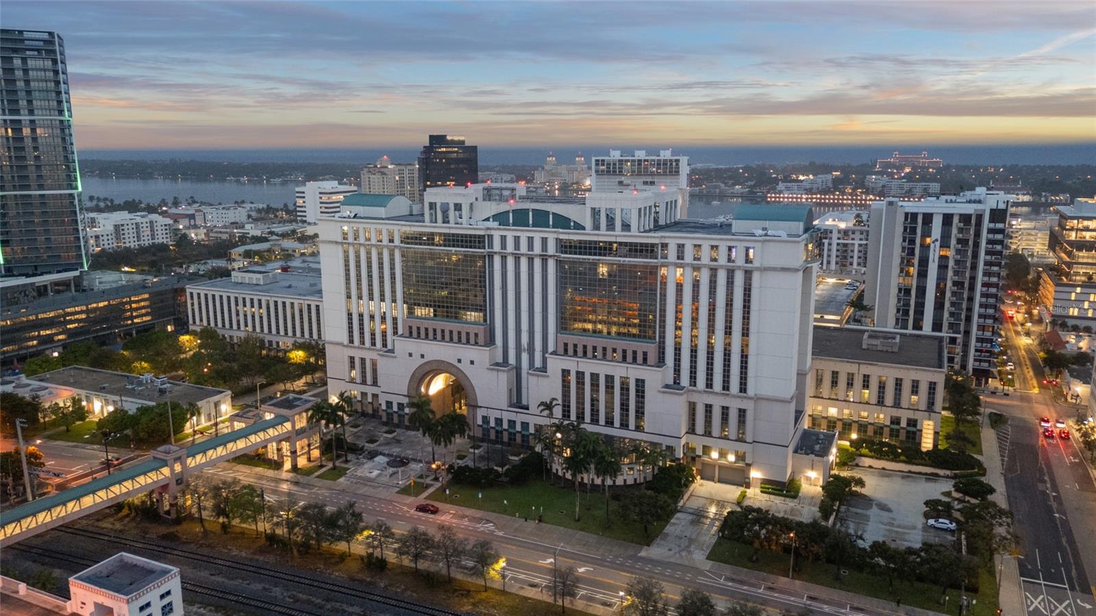 ANDROS ISLE REPL - Residential