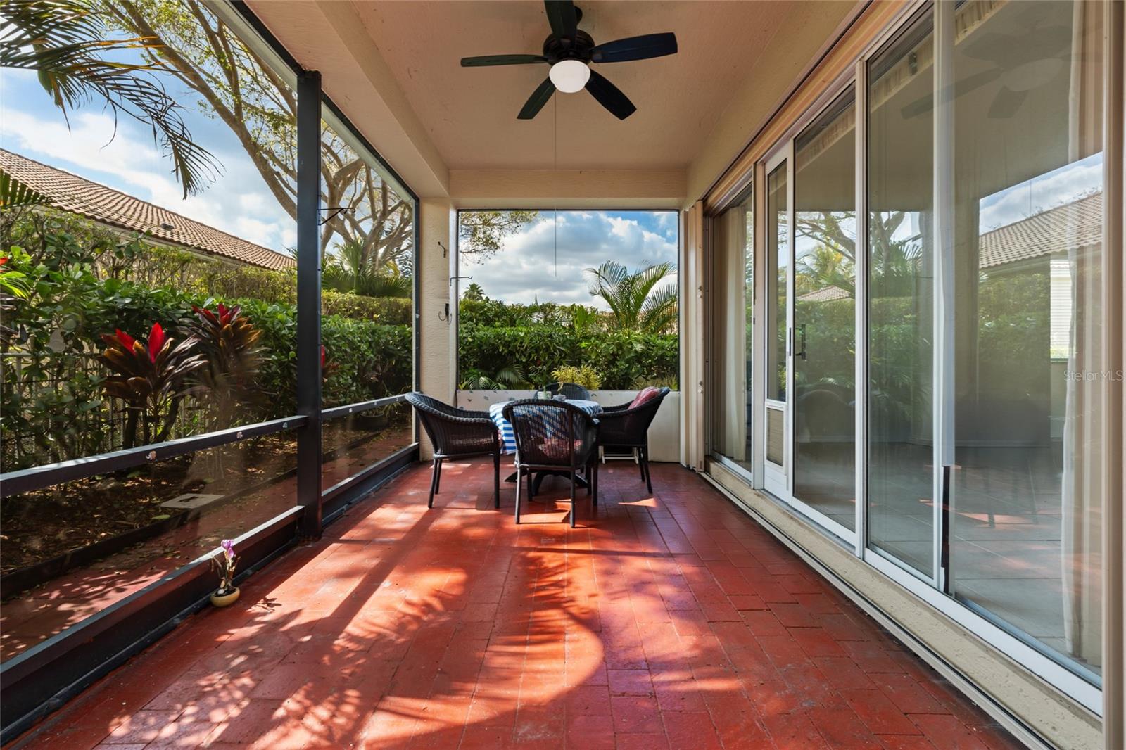 ANDROS ISLE REPL - Residential