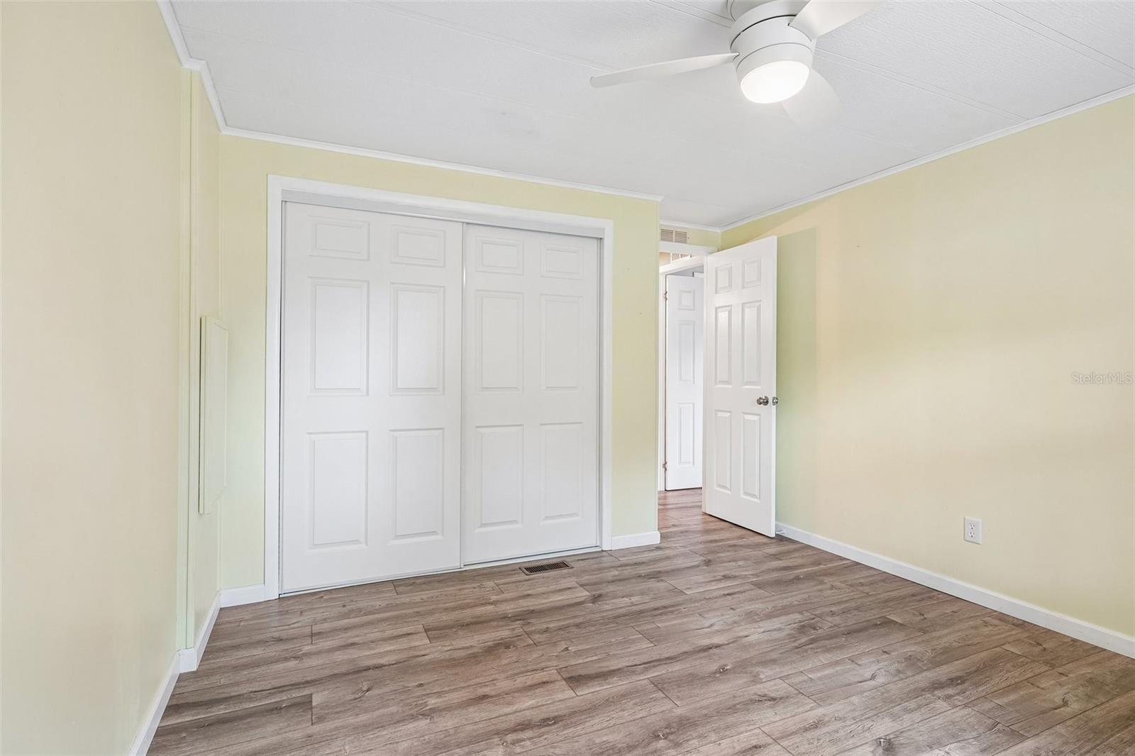 LADY LAKE ORANGE BLOSSOM GARDENS UNIT 07 - Residential