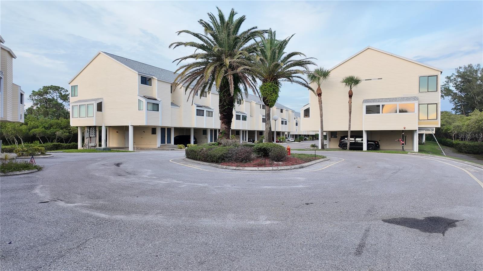 1500 SUNSET ROAD C7