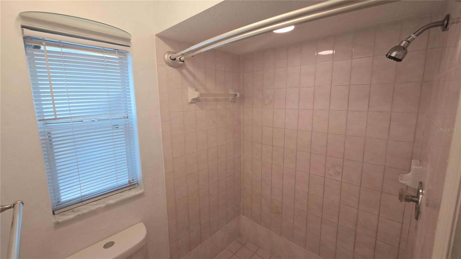 WILDERNESS THE PH 2 - Residential Lease