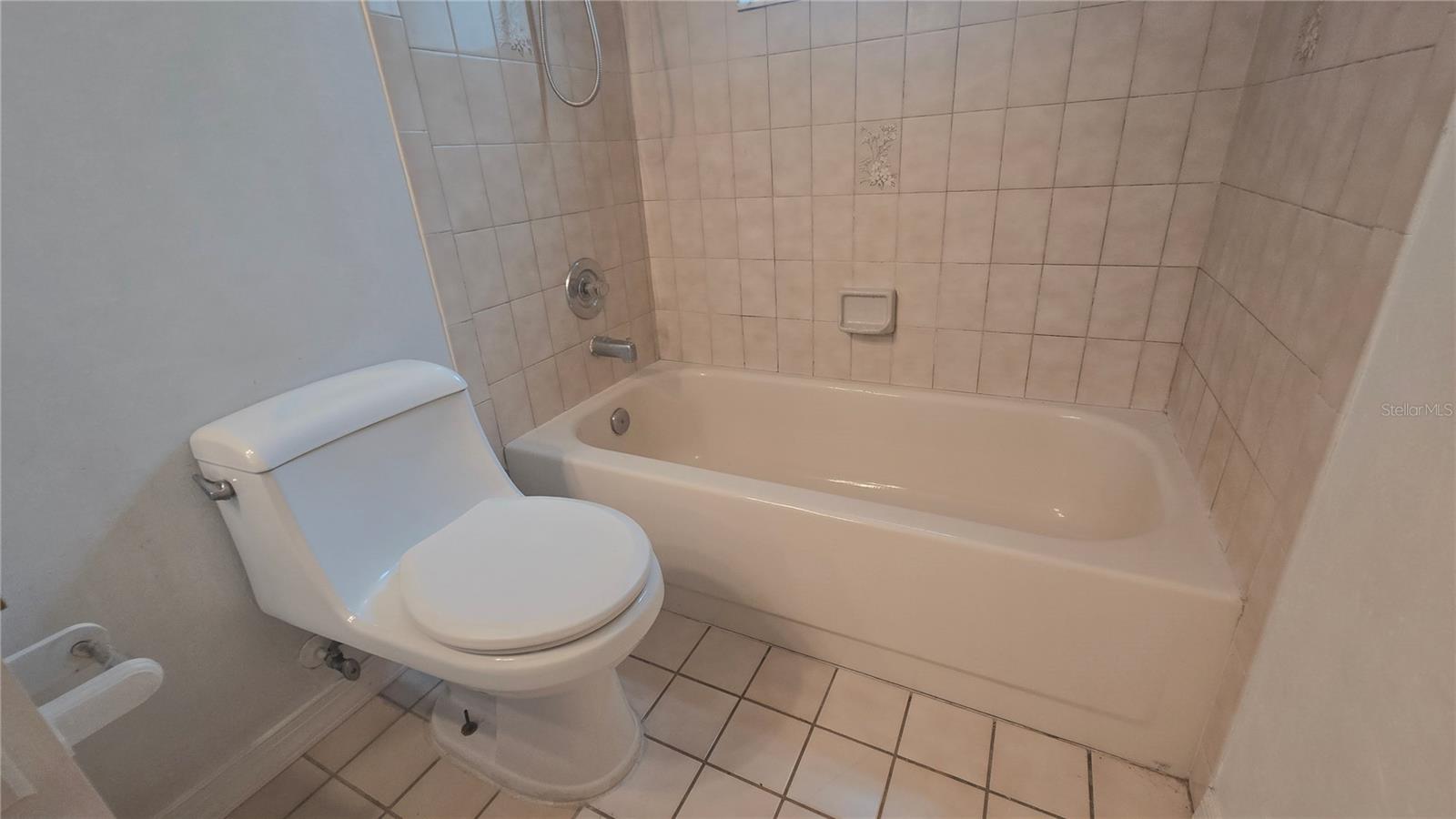 WILDERNESS THE PH 2 - Residential Lease