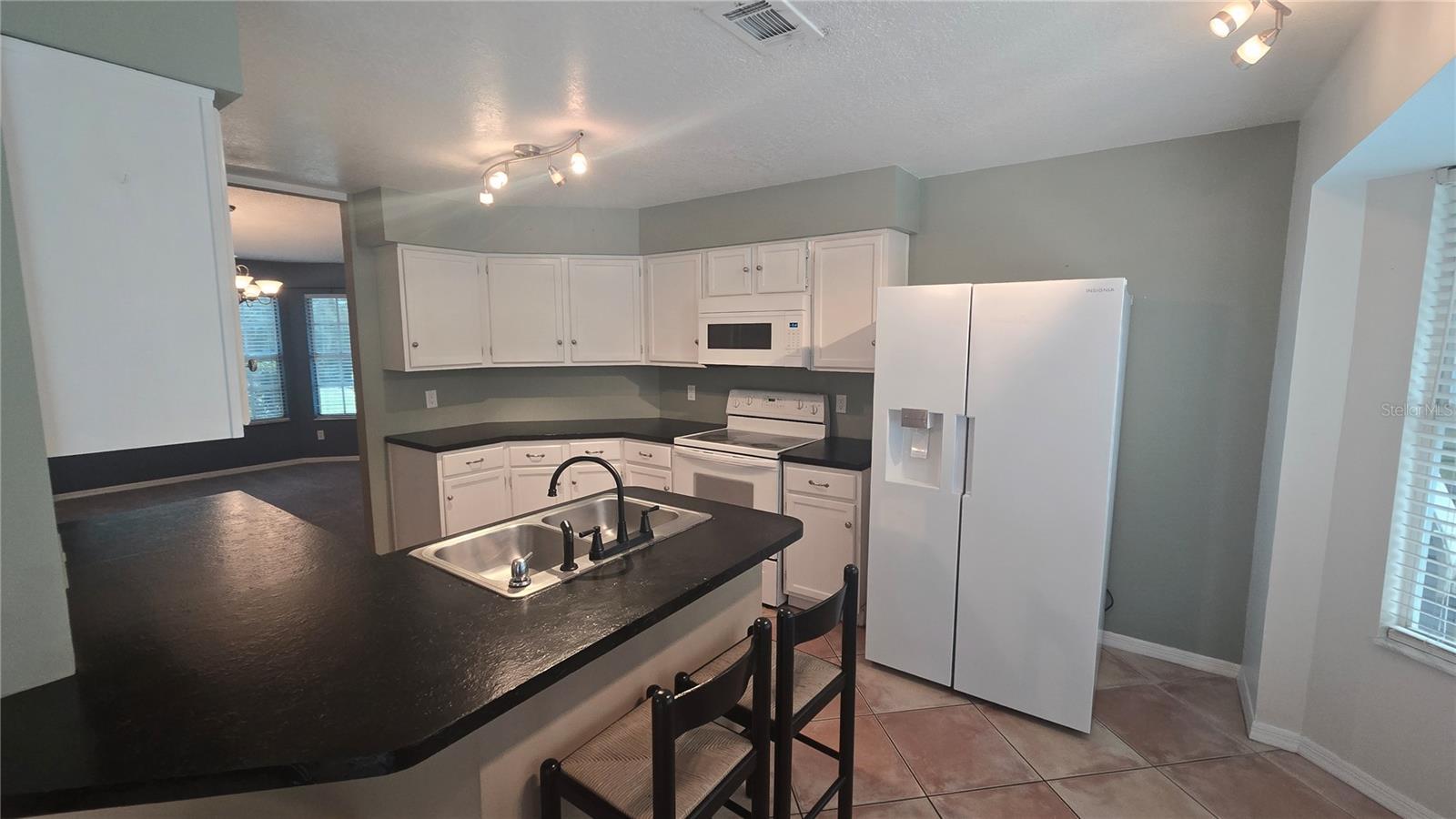 WILDERNESS THE PH 2 - Residential Lease