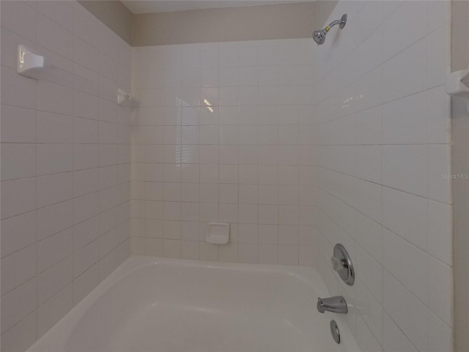 NORTHWOOD - Residential Lease