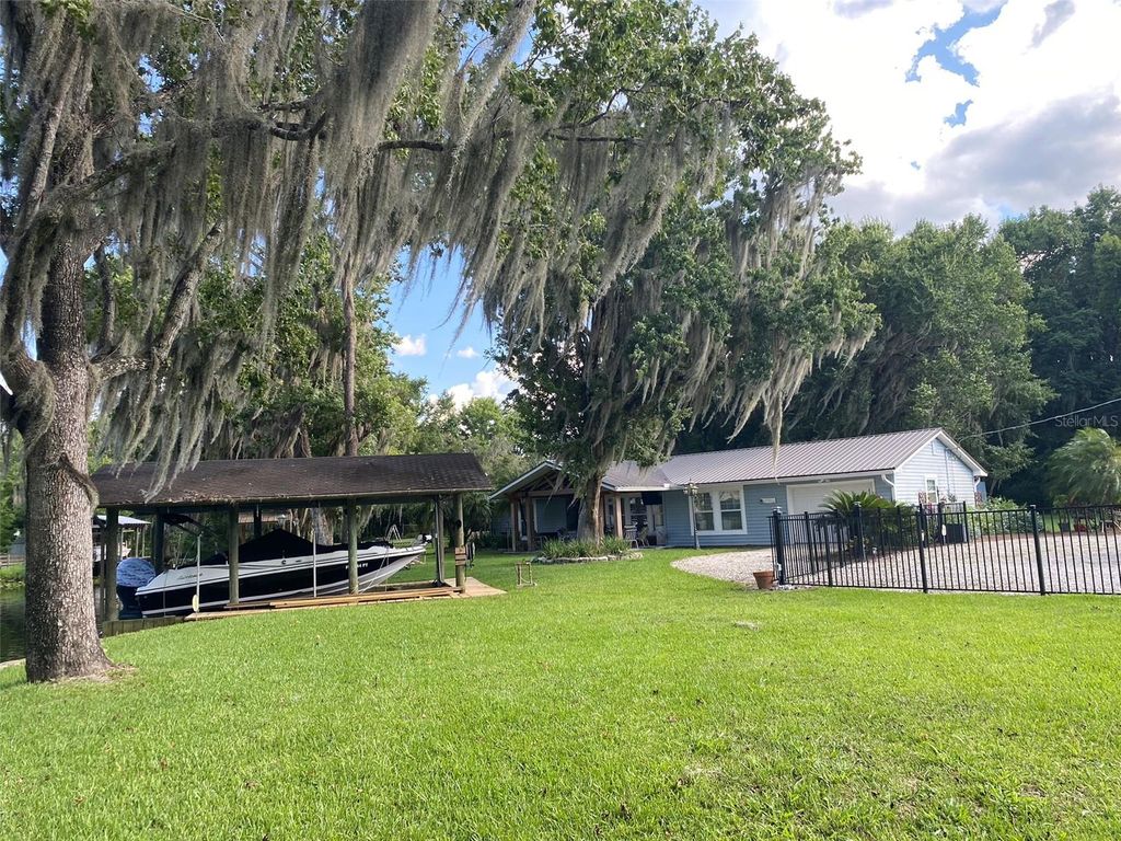 Photo of 137 Riverside Drive, Satsuma, FL 32189 (MLS # FC317610)