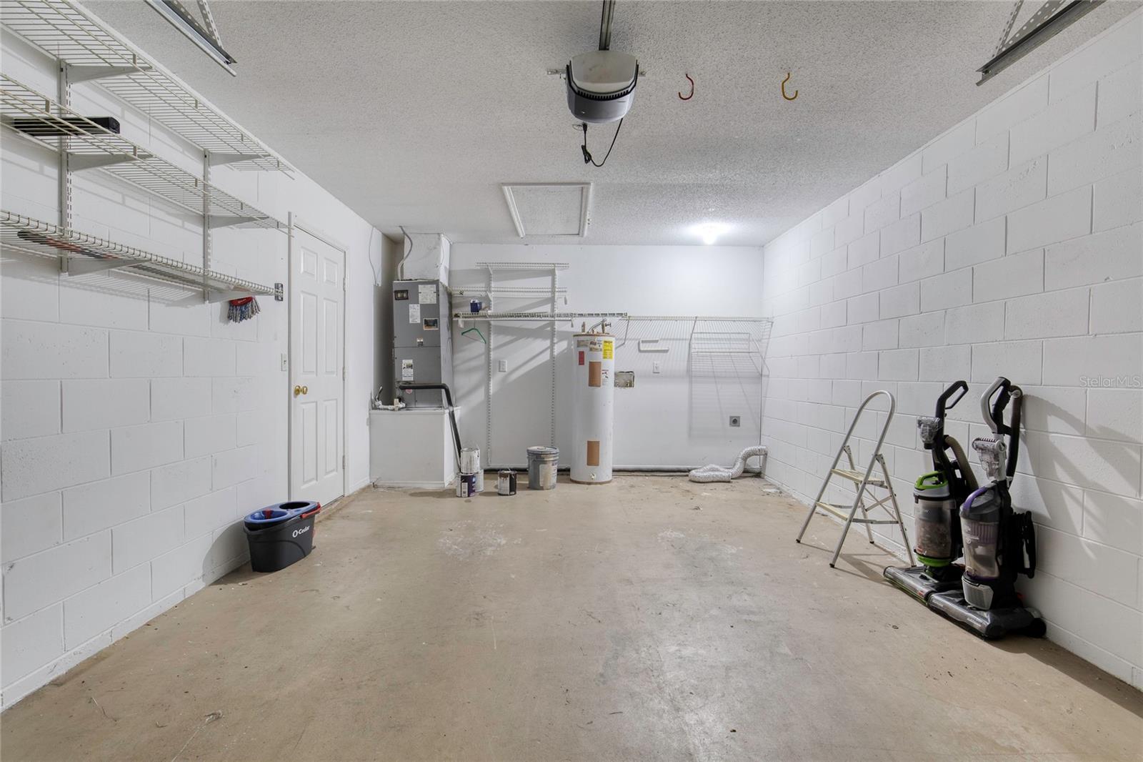 SILVERSTONE - Residential