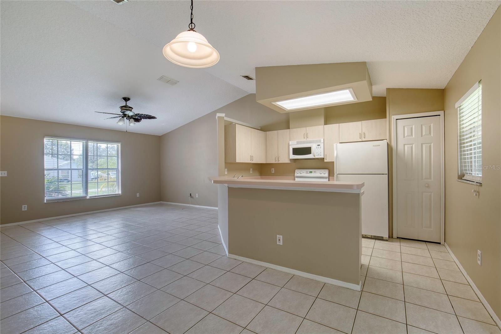 SILVERSTONE - Residential