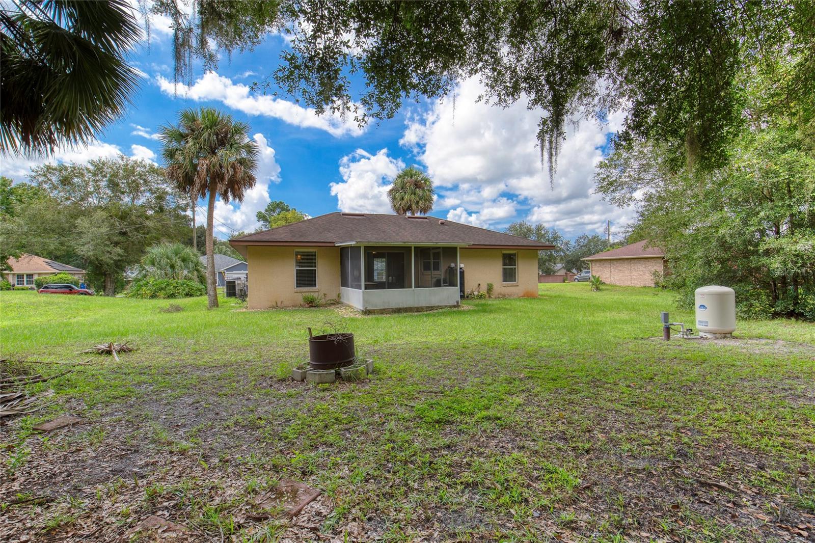 SILVERSTONE - Residential