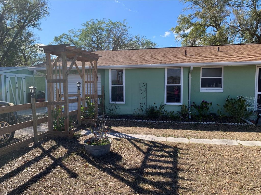 Photo of 5933 NE County Road 660, Arcadia, FL 34266 (MLS # C7521170)