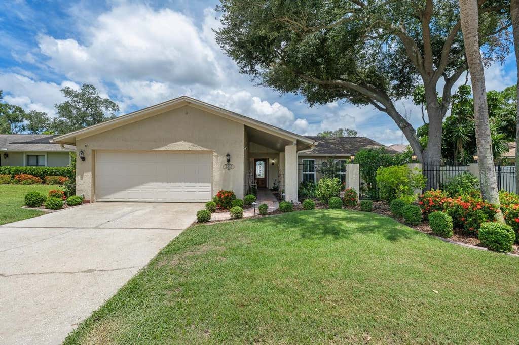 Photo of 3303 El Amador Court, Tampa, FL 33614 (MLS # TB8537393)