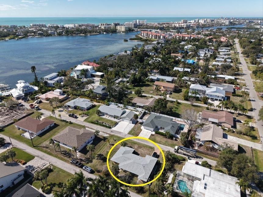 PLAZA GARDENS - Residential