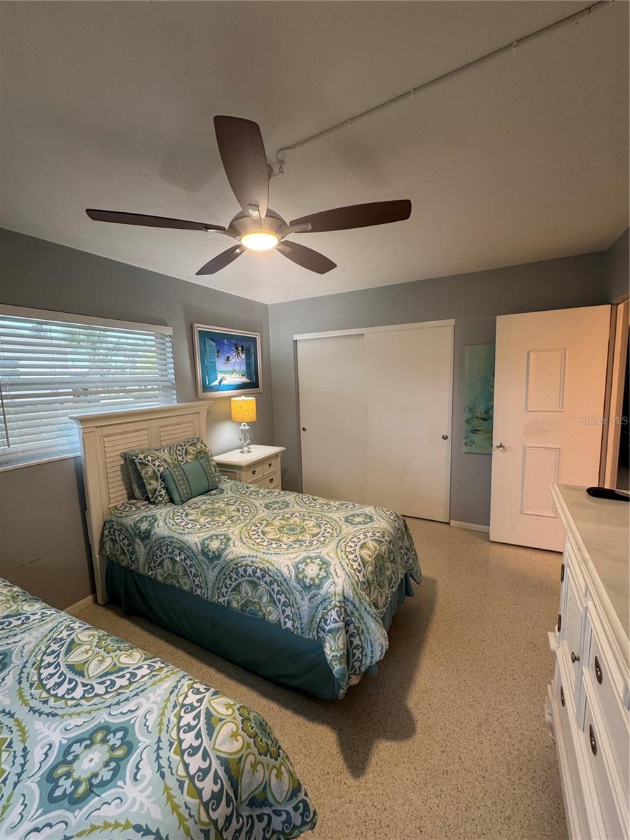 PLAZA GARDENS - Residential