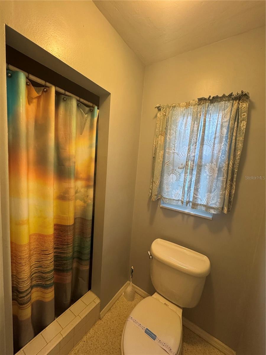 PLAZA GARDENS - Residential