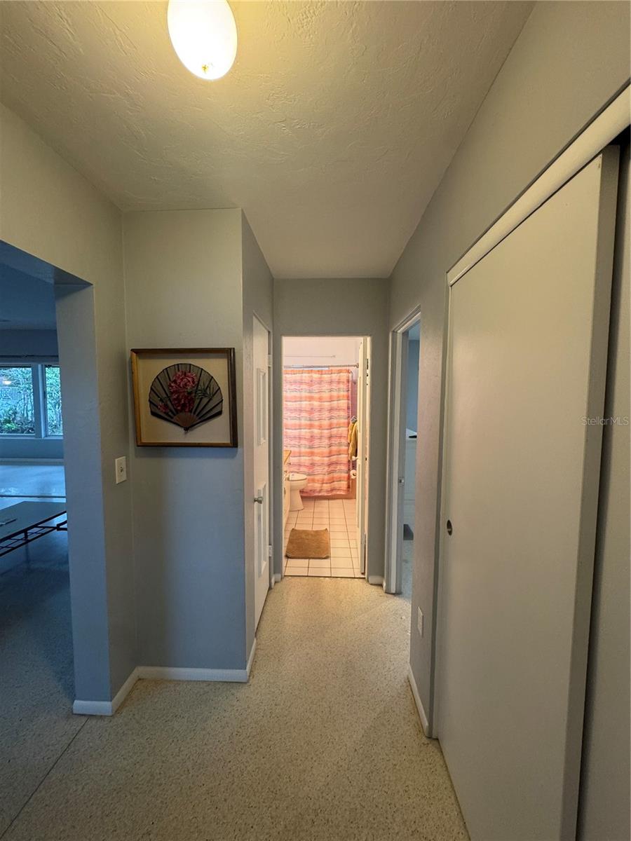 PLAZA GARDENS - Residential