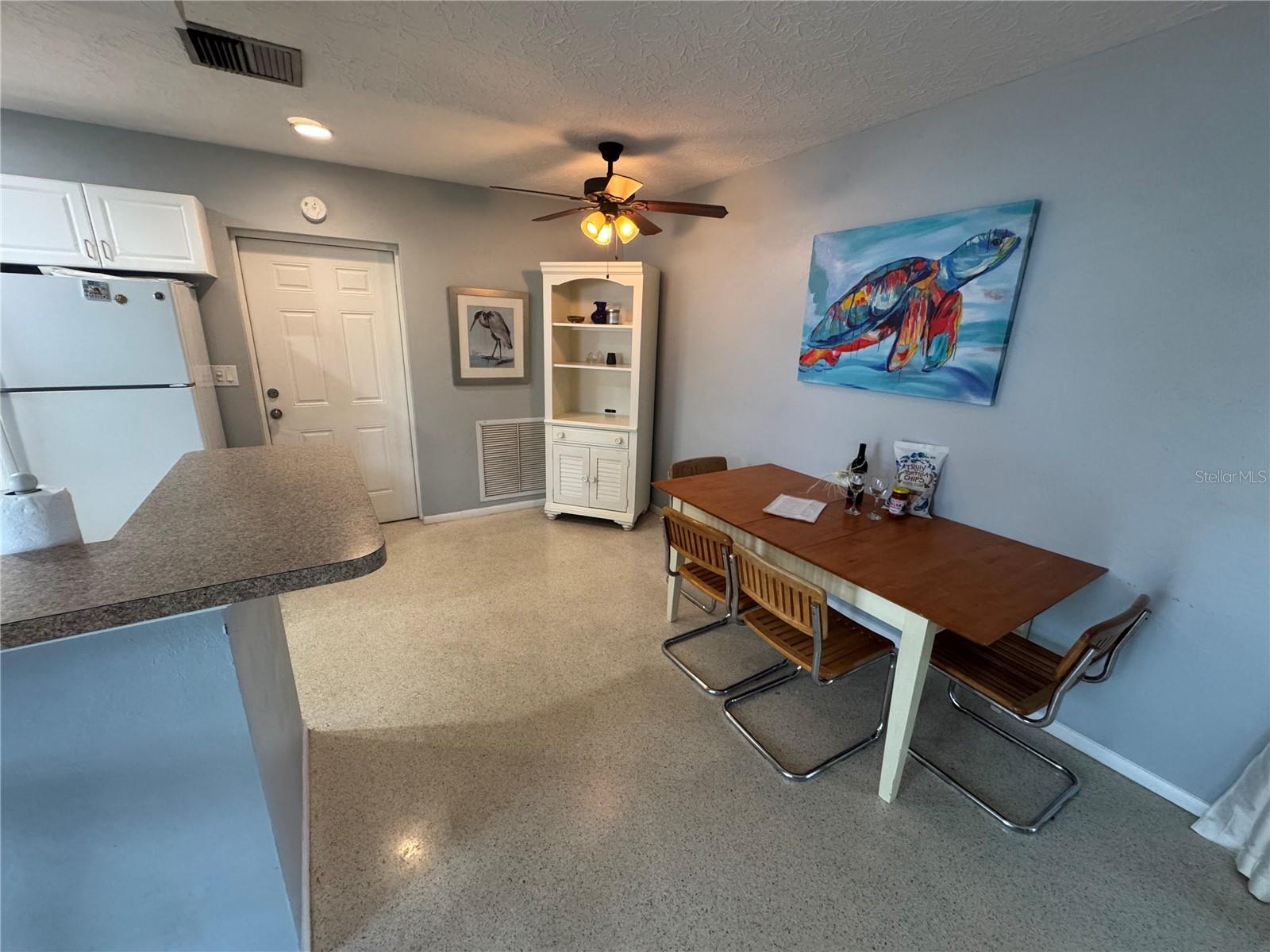 PLAZA GARDENS - Residential