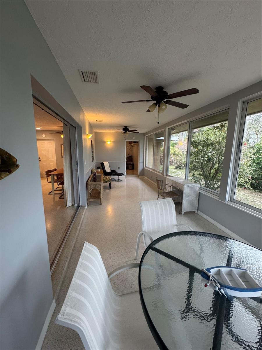 PLAZA GARDENS - Residential