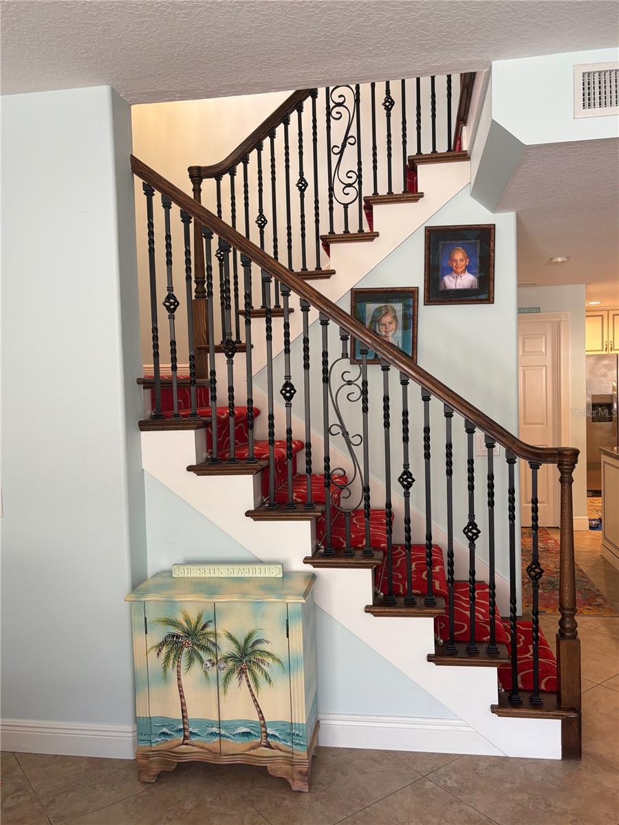 VILLAGEWALK - Residential