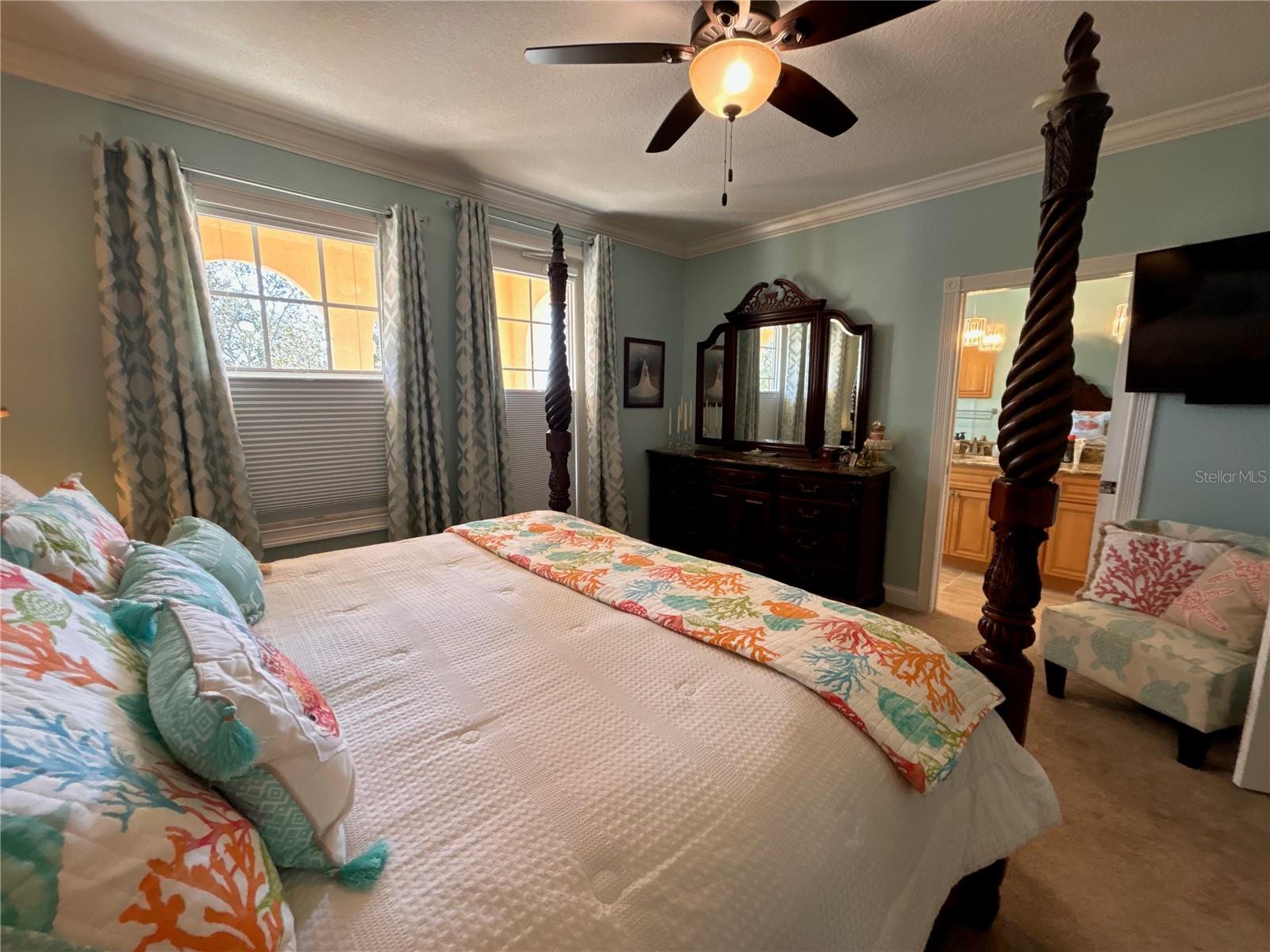 VILLAGEWALK - Residential