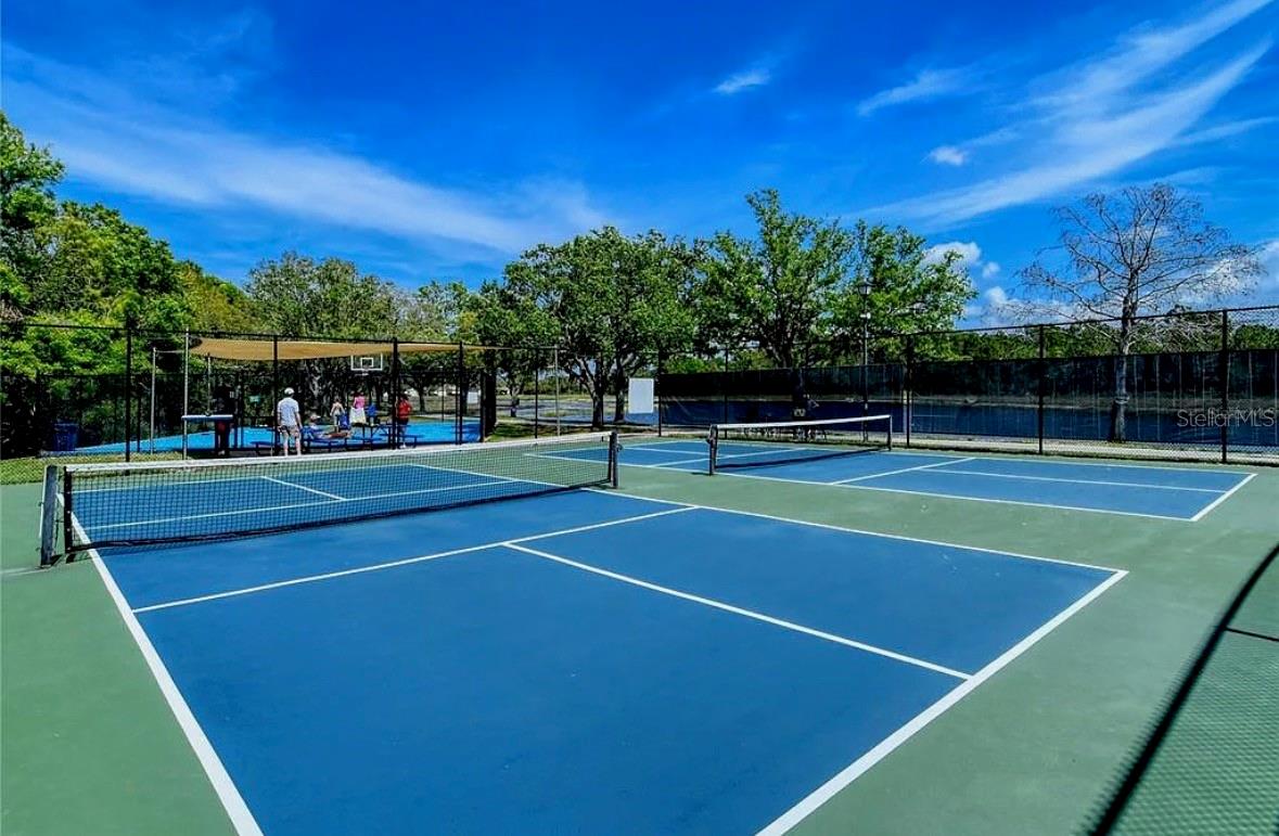 VILLAGEWALK - Residential