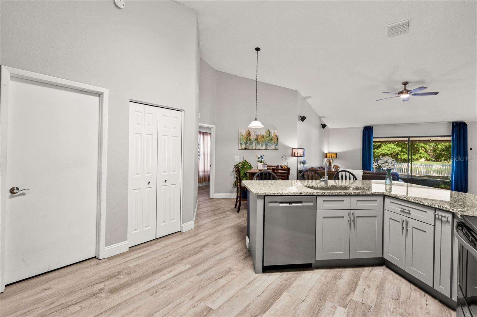 SUMMERFIELD VILLAGE 1 TR 28 - Residential