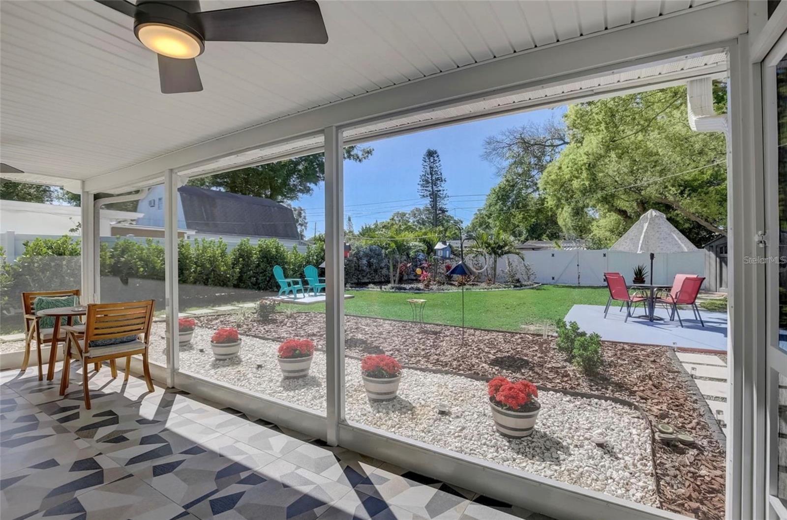 CRESTMONT - Residential