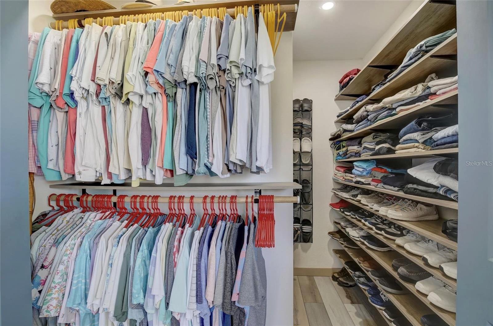 CRESTMONT - Residential