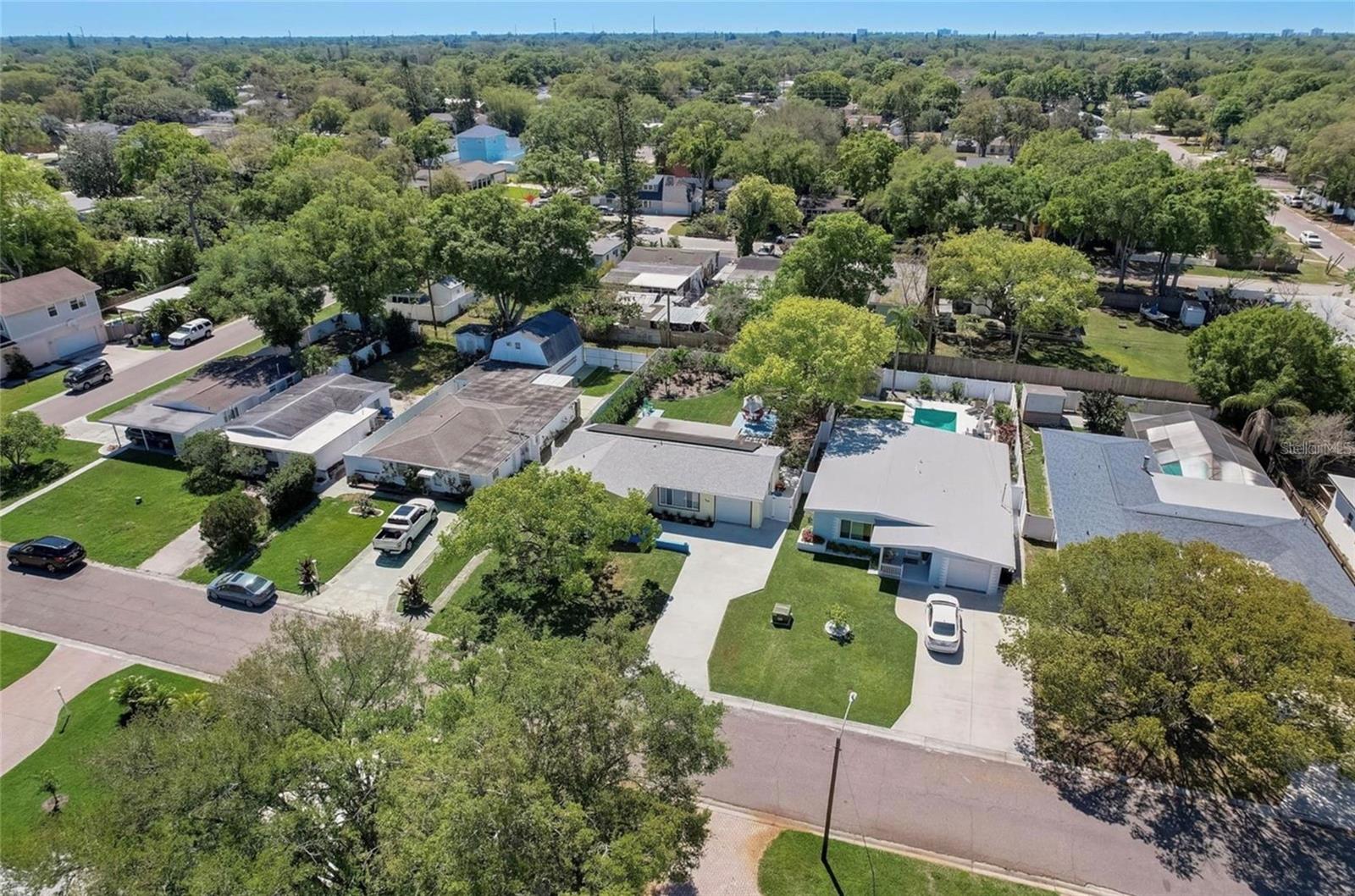 CRESTMONT - Residential