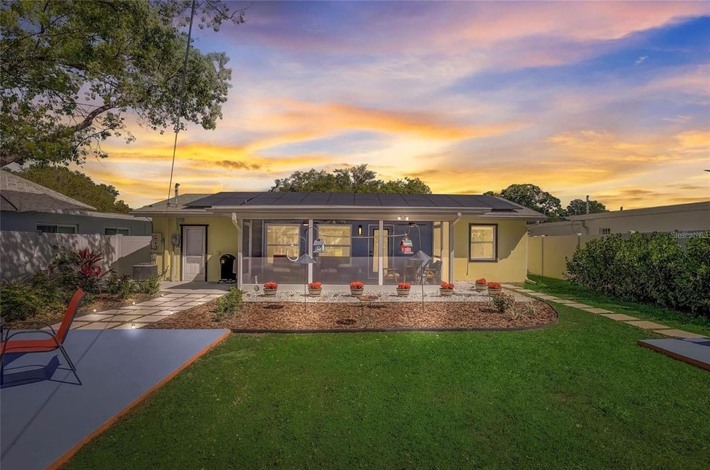 Photo of 5428 7th Avenue N, St Petersburg, FL 33710 (MLS # TB8497608)