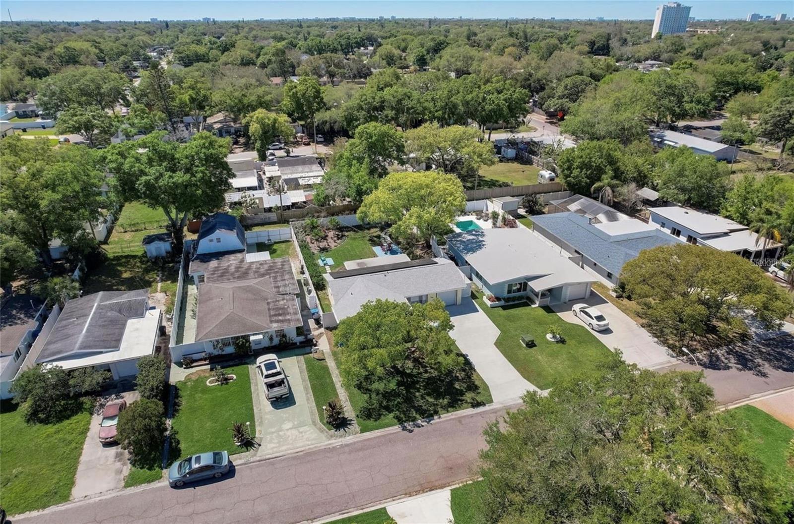 CRESTMONT - Residential