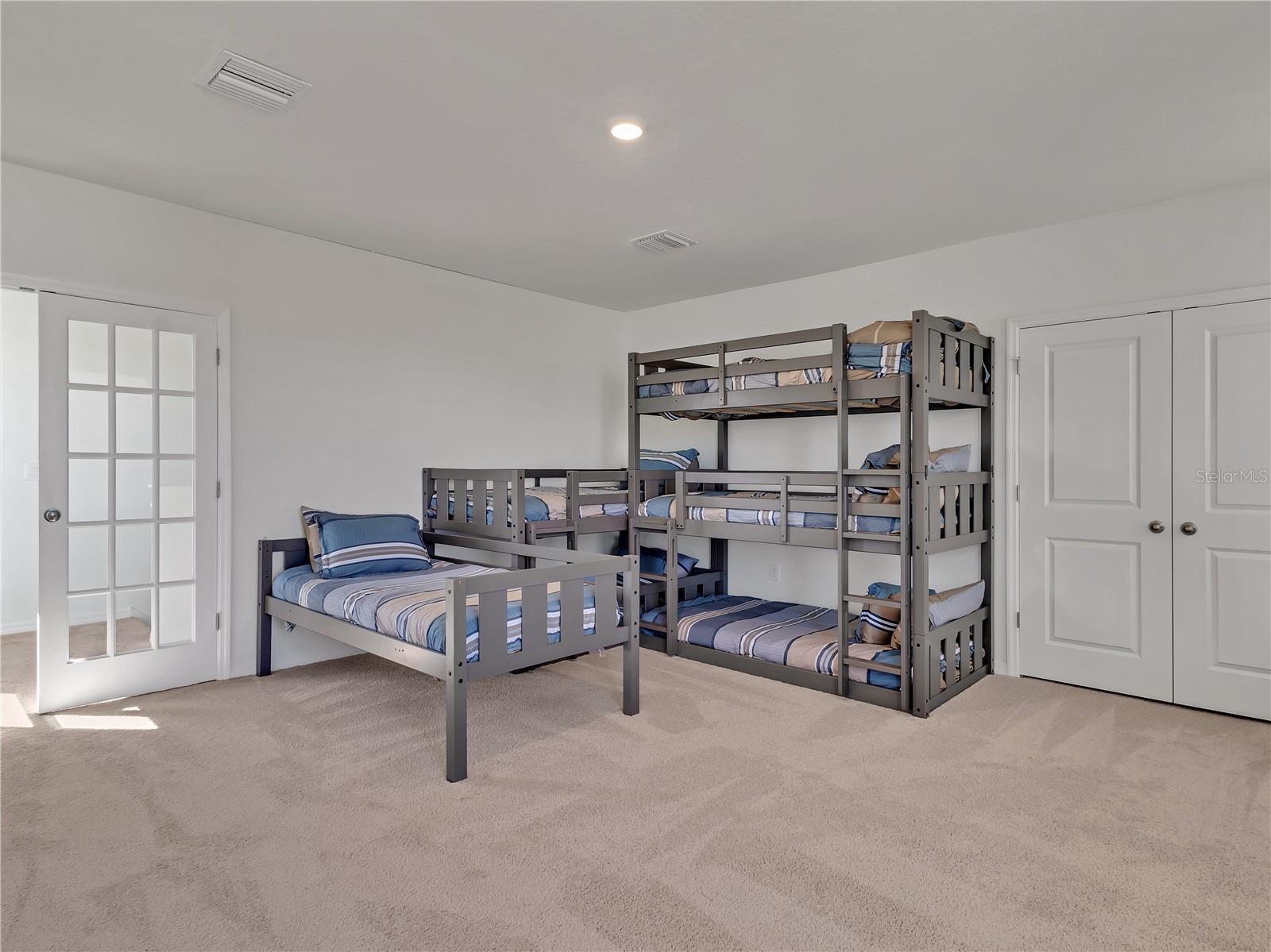 CREEK PRESERVE PH 9 - Residential Lease