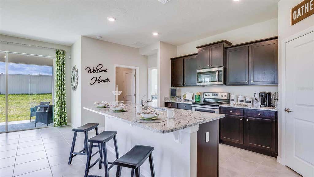 Photo of 18111 Tavernside Trail, Lakewood Ranch, FL 34211 (MLS # A4702404)