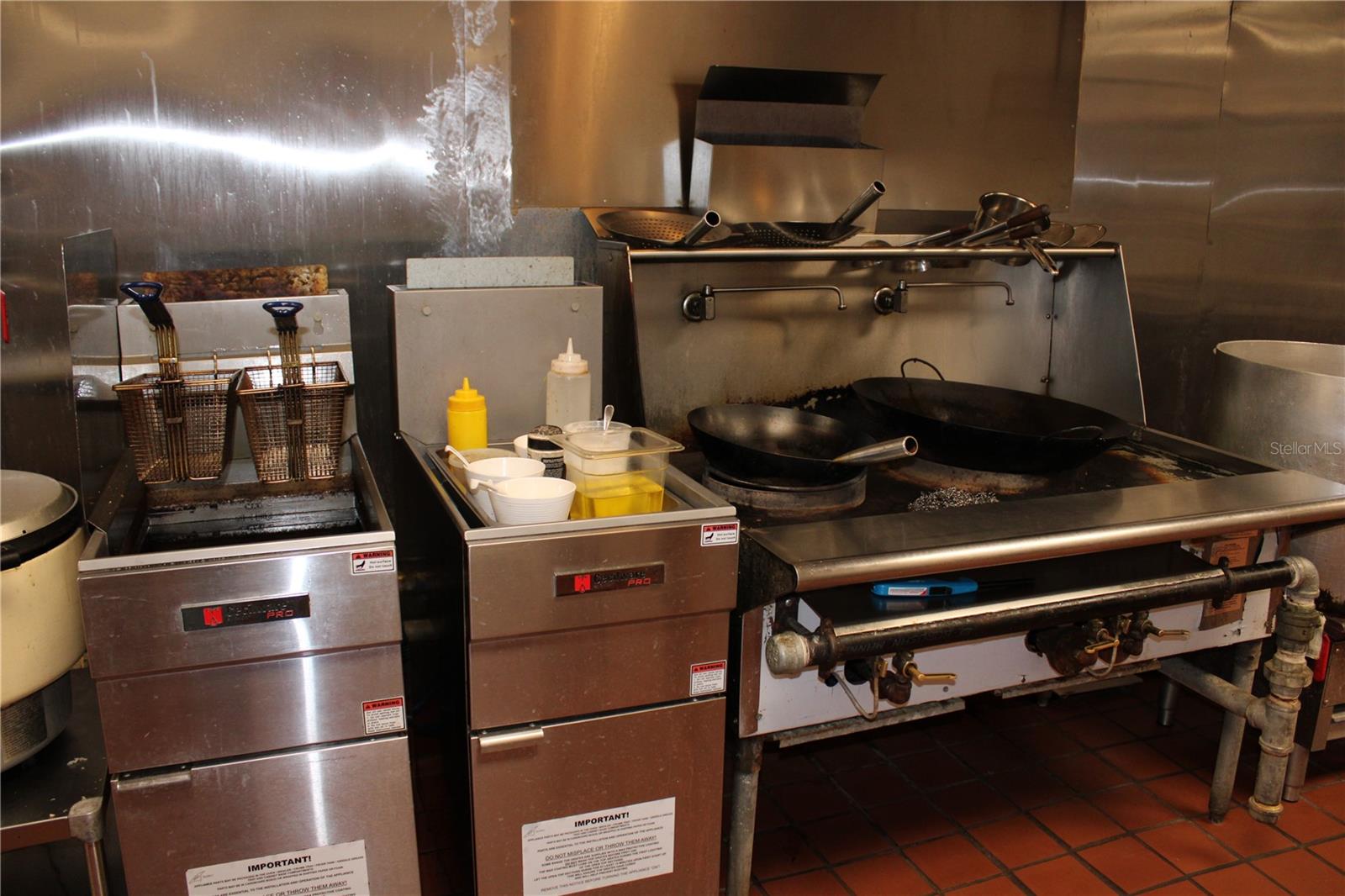 RIVER COUNTRY ESTATES - Commercial Sale