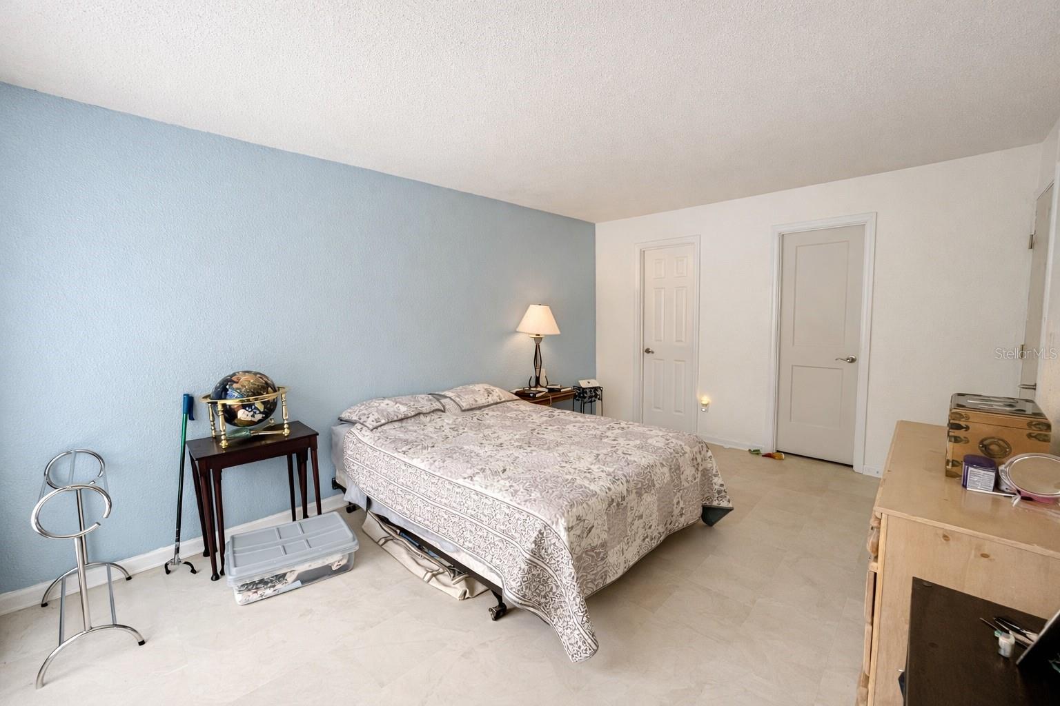 CREEKS EDGE CONDO - Residential