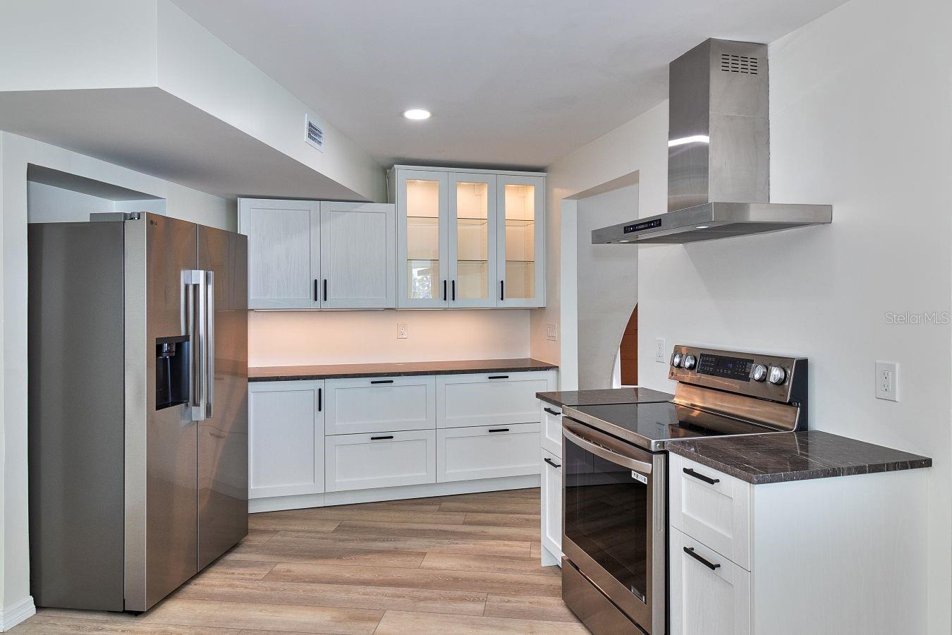 ISLAND ESTATES - Residential