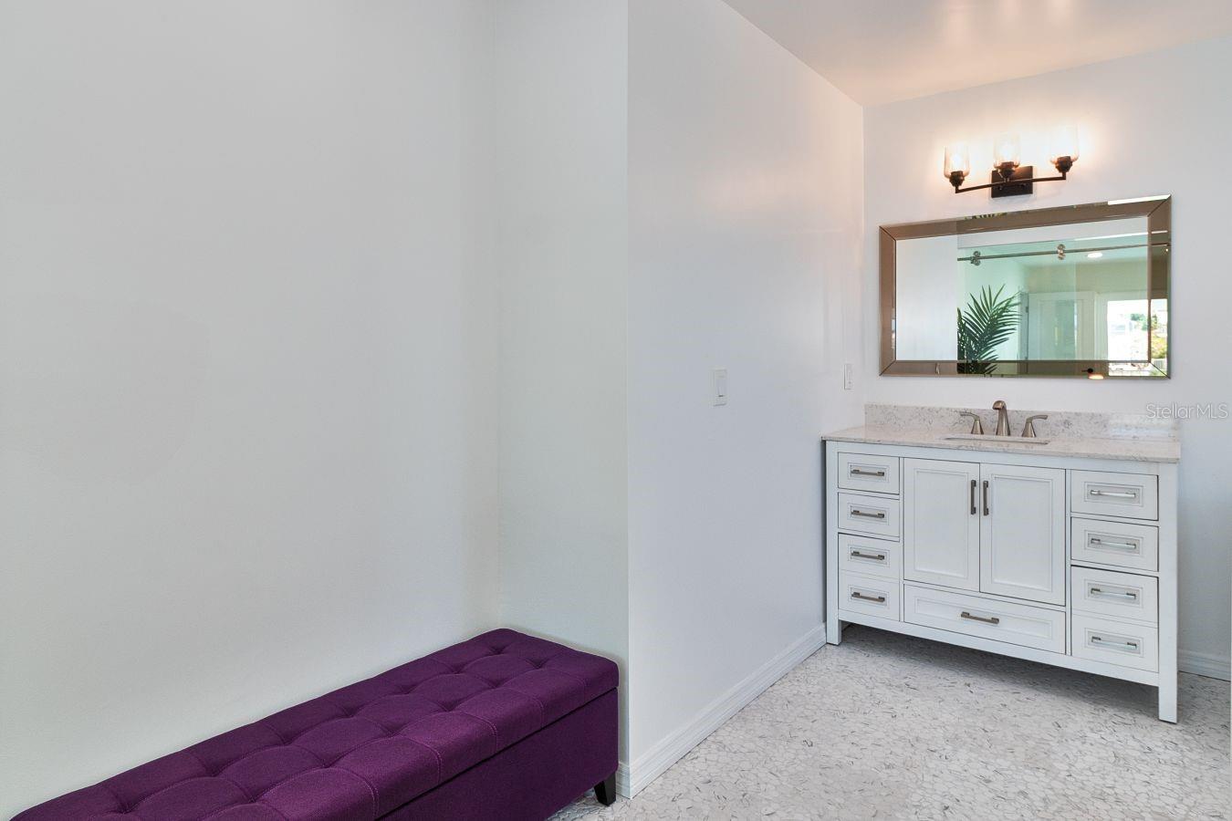 ISLAND ESTATES - Residential