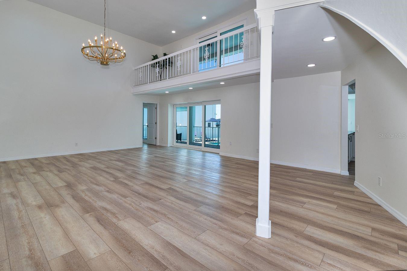 ISLAND ESTATES - Residential