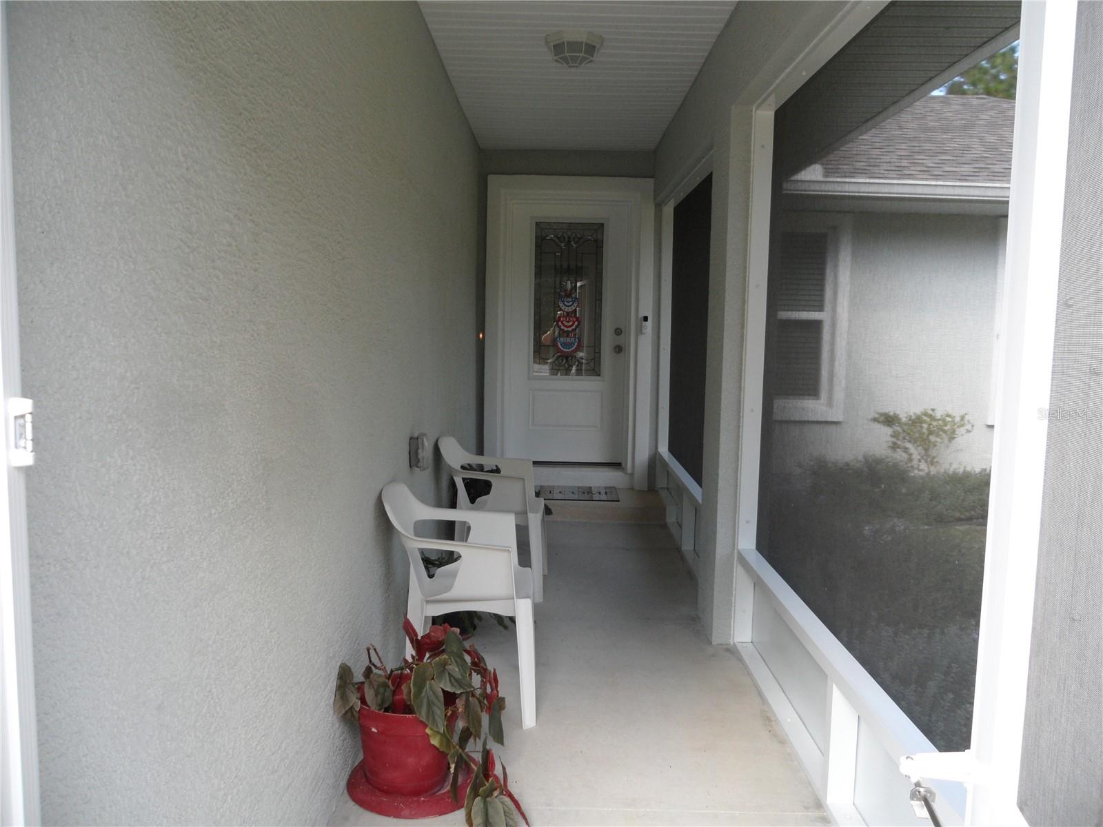 1255 E ROCKEFELLER LANE