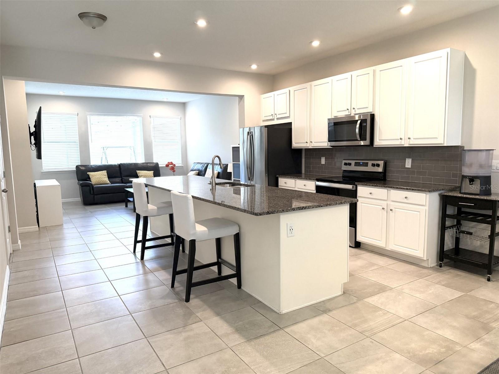 HAWKSMOOR-PH 1 - Residential Lease