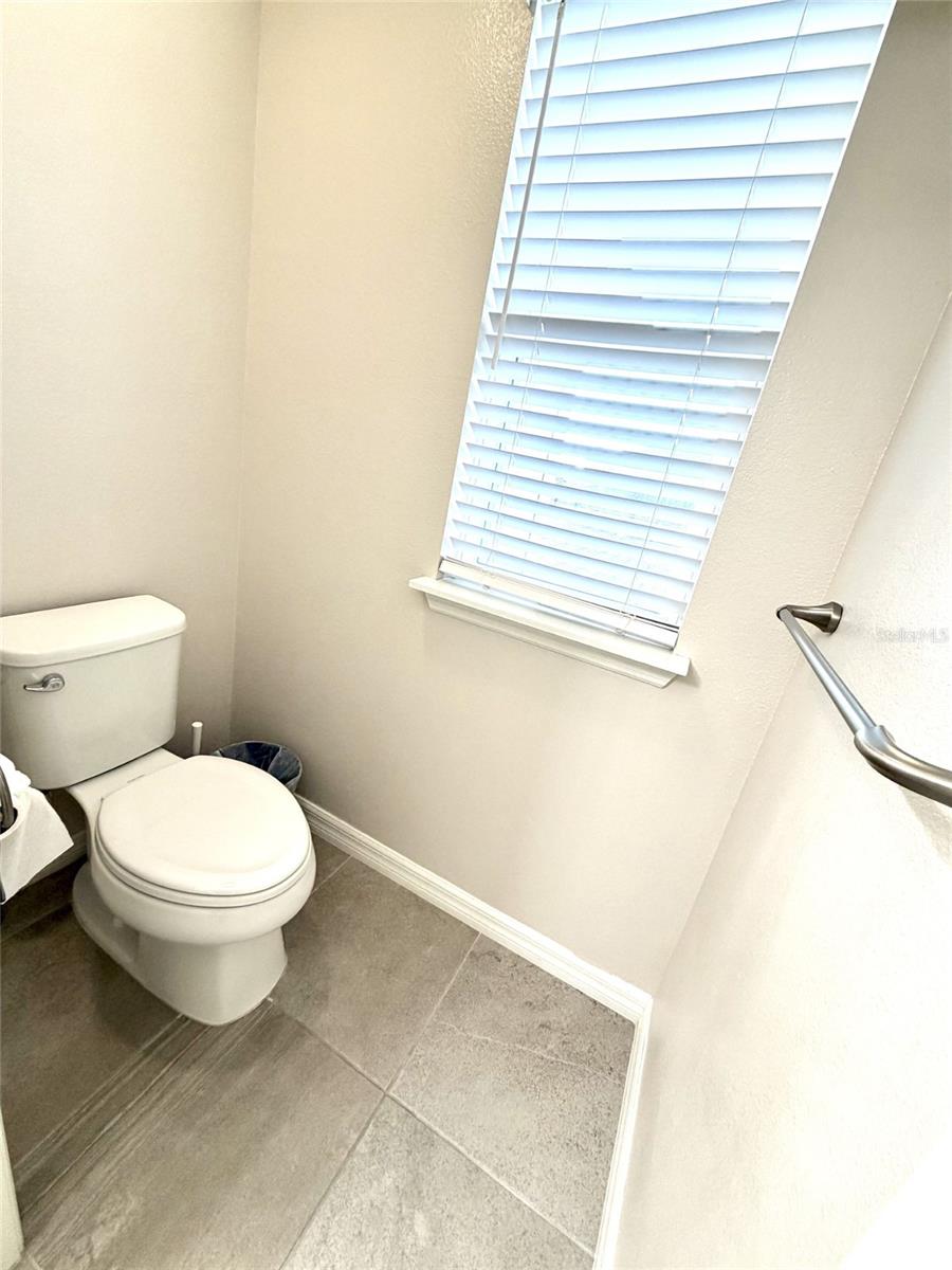 HAWKSMOOR-PH 1 - Residential Lease