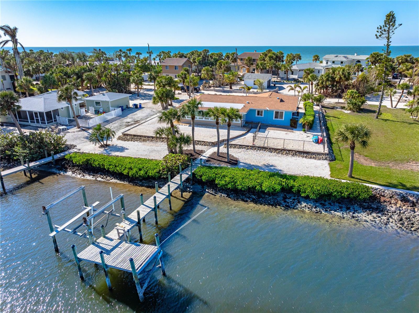 725 N MANASOTA KEY ROAD A
