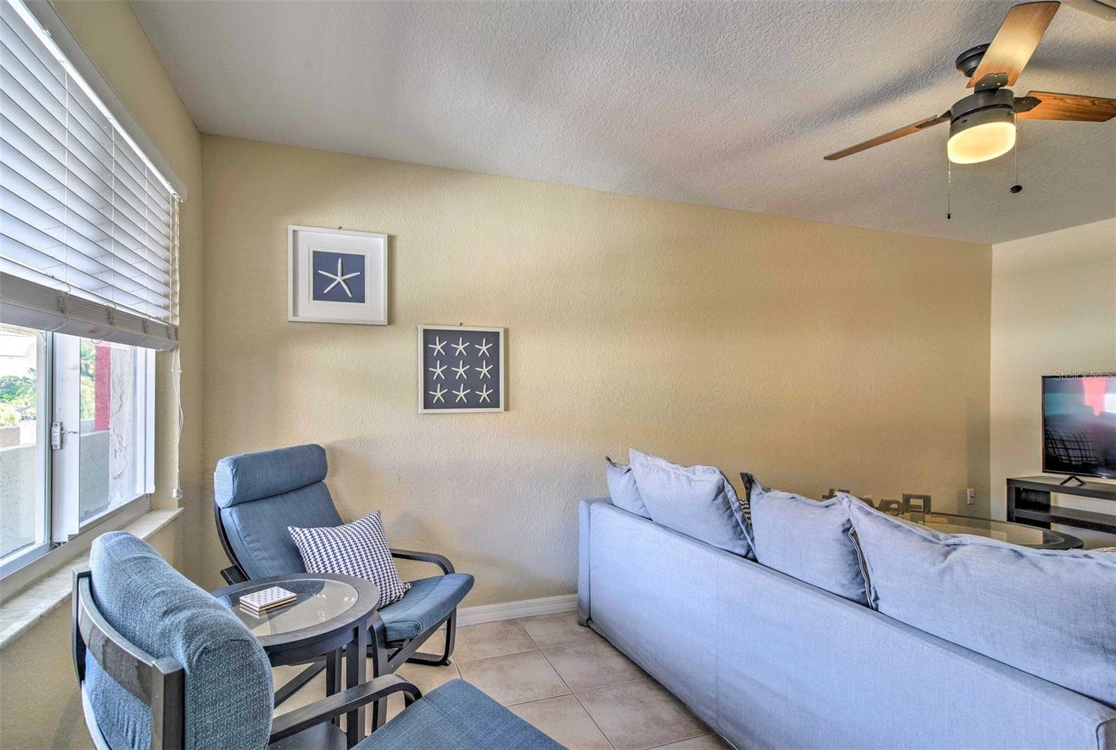 INDIAN OAKS CONDO - Residential