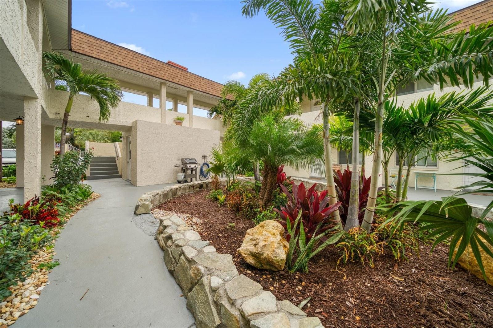 INDIAN OAKS CONDO - Residential