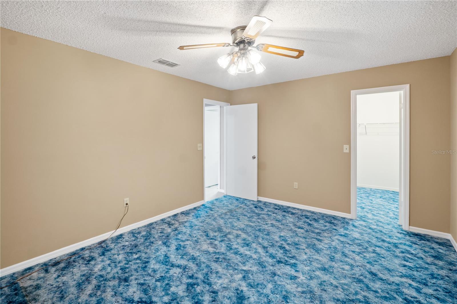 SPRUCE CRK SOUTH 02 - Residential